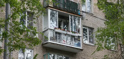 Отделка балкона деревом внутри по выгодной цене - Современный балкон