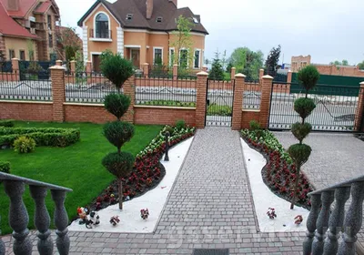 Ландшафтный дизайн двора частного дома: зонирование, декоративное оформление,  озеленение | Интерьерро | Дзен