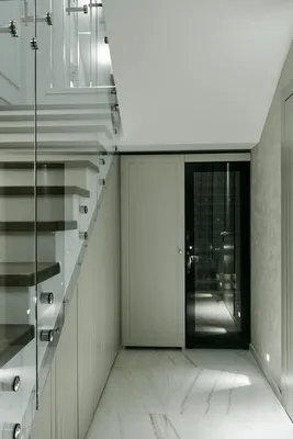 Дизайн коридора в стиле минимализм... другой город