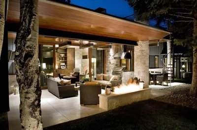 Дизайн маленькой веранды в частном доме | GD-Home.com | Porch design,  Screened porch designs, House with porch