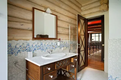 Ванная В Деревянном Доме: 200+ (Фото) Отделка, Обустройство | Деревянные  дома, Зеркало для ванной, Бревенчатые дома