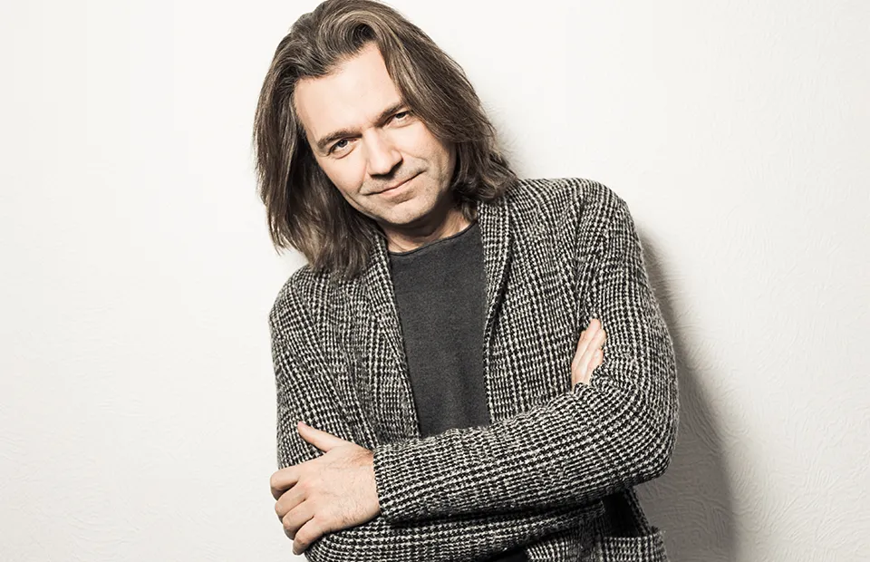 Дмитрий Маликов рассказал о кризисе в браке, когда месяц не общался с женой - Газета.Ru | Новости Дмитрий Маликов рассказал о кризисе в браке, когда месяц не общался с женой - Газета.Ru | Новости