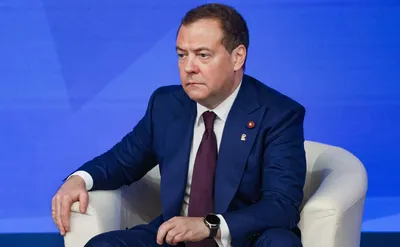 Дмитрий Медведев - Россия сражается не с Украиной, а с НАТО, это очень  сложная задача, но мы должны сделать все, чтобы победить в этой войне - 1TV