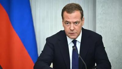 Медведев ответил на обвинения Шольца России по поводу поставок газа в ЕС -  09.12.2023, Sputnik Беларусь