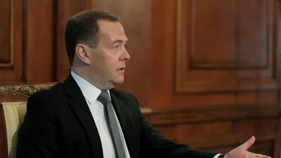Дмитрий Медведев рассказал, как планируют поддержать отечественных  производителей фруктов