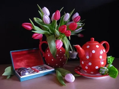 Букетов тюльпанов для мамы. С Добрым Утром! Открытка с тюльпанами, открытка  с добрым утром любимой маме!