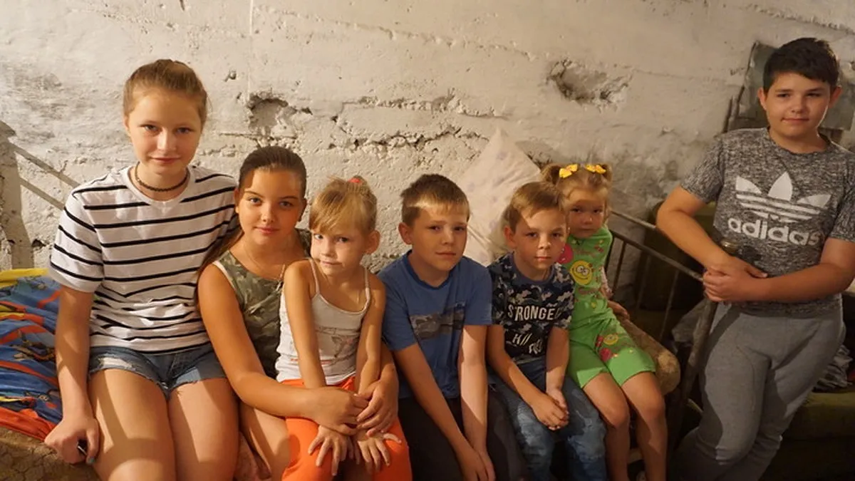 Дети донбасса в подвале. Дети Донбасса подземелье. ДЕТИДОНБАССА В пожвалах. Дети Украины.