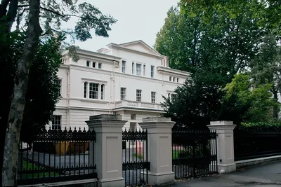 29 лондонских квартир и особняков богатейших россиян | Forbes.ru