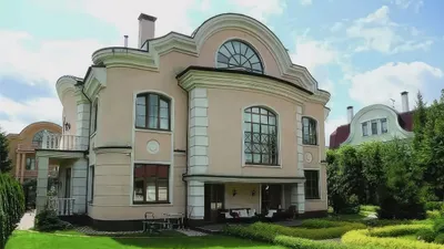 Балерина и ее дворец: где живет Анастасия Волочкова