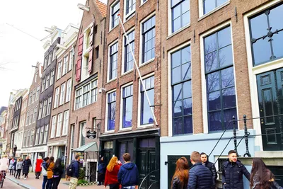 Дом и музей Анны Франк в Амстердаме Редакционное Фото - изображение  насчитывающей дневник, девушка: 213246956