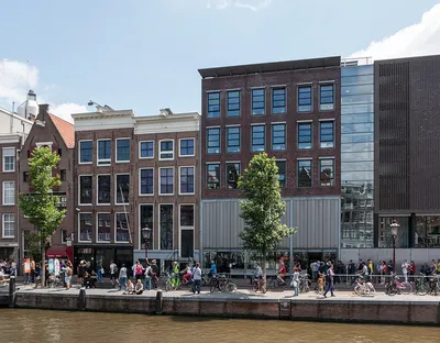 Дом и музей Анны Франк в Амстердаме Редакционное Изображение - изображение  насчитывающей город, дом: 213246980