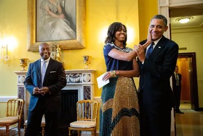 Семья Барака Обамы покинула Белый дом, куда скоро въедет Дональд Трамп.  Фотография — Новая газета