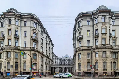 Дом Бенуа в Санкт-Петербурге: фотографии, цены на квартиры