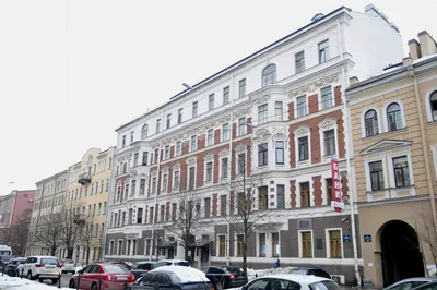 В Петербурге стартовал двухлетний ремонт дворовых флигелей дома Бенуа
