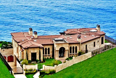 Олигарх из России снесет дом, купленный у Дональда Трампа за $95 млн ::  Зарубежная недвижимость :: РБК Недвижимость