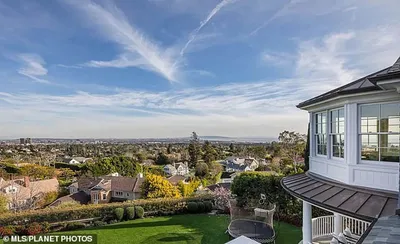Как выглядит дом Дженнифер Лопес и Бена Аффлека: румтур по особняку в  Лос-Анджелесе