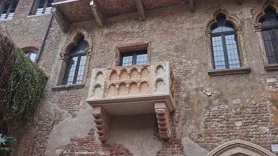 Дом Джульетты в городе Верона на севере Италии Редакционное Стоковое Фото -  изображение насчитывающей дом, пышно: 157533753