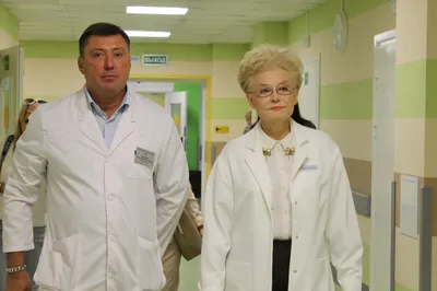 Мать Елены Малышевой победила коронавирус в 87 лет - KP.RU