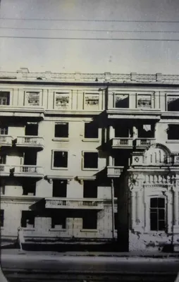Тогда и сейчас: жилой дом в Волгограде, переживший войну, кабинеты горкома  и буфет на 1 этаже