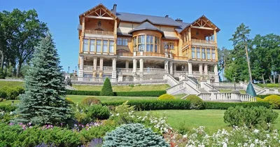 Янукович в Сочи построил новое Межигорье с видом на Черное море