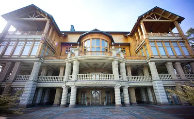 Резиденция Януковича под Киевом стала собственностью государства — РБК