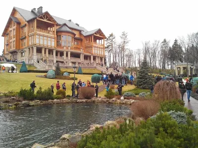 Viktor Yanukovych residence | Celebrities