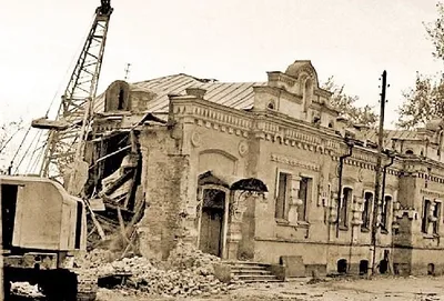 Зачем Ельцин снёс дом Ипатьева, в котором убили царскую семью -  Рамблер/новости