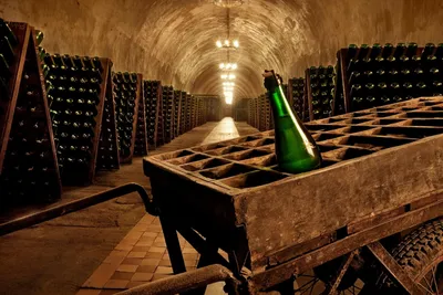 Шампанское Dom Perignon P3 1990 года купить в Москве. Цена на Дом Периньон  П3 1990