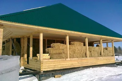 Квадратный метр за $250. Белорус строит дом из соломы