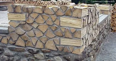 Построили тёплый дом из обычных дров | Пикабу