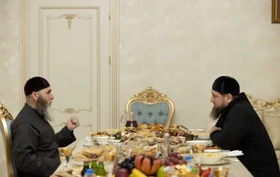 Рамзан Кадыров посетил ифтар в доме муфтия ЧР | ИА Чечня Сегодня