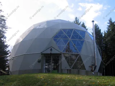 Современный дом купол, футуристический…» — создано в Шедевруме