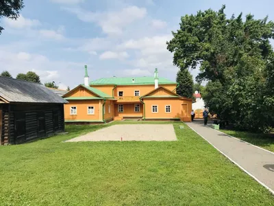 Фотография Симбирск (Ульяновск). Дом О. Г. Зерновой. Улица Ленина  (Московская), 25 | Фотобанк ГеоФото/GeoPhoto | GetImages Group