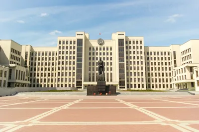 Лукашенко принимает участие в открытии ТЦ «Першы нацыянальны гандлёвы дом»  в Минске