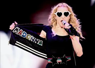 Ну и скука! Мадонна уехала из роскошного особняка в Португалии