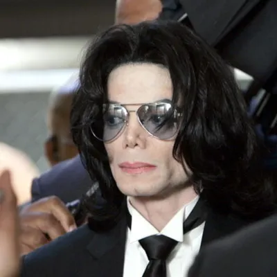 большой белый роскошный особняк, Фото дома Майкла Джексона, Джексон, Майкл  фон картинки и Фото для бесплатной загрузки
