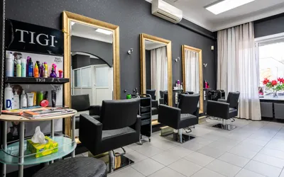 Возрастной макияж в Барвихе — цены и 🎯запись онлайн, 🏡18 салонов макияжа,  🌟75 отзывов о 😍38 мастерах и салонах, ✓11 фото, телефоны