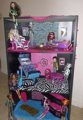Дом для монстр хай из этажерки. | Домик для барби, Барби, Мебель в стиле  кукольного домика