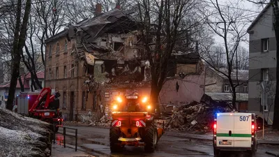 Астраханка, чей дом рухнул 10 лет назад, до сих пор на улице