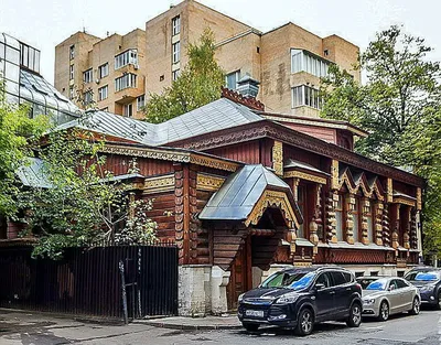 Уникальный деревянный дом, в котором последние годы жил Александр  Пороховщиков. А где он похоронен, вы точно не знаете | Горожанин | Дзен