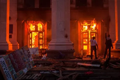 Исполнилось восемь лет трагедии в Доме профсоюзов в Одессе - Российская  газета