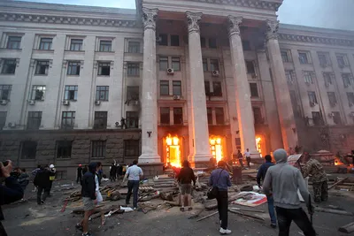 Кадры горящего Дома профсоюзов в Одессе: виновные остались безнаказанными