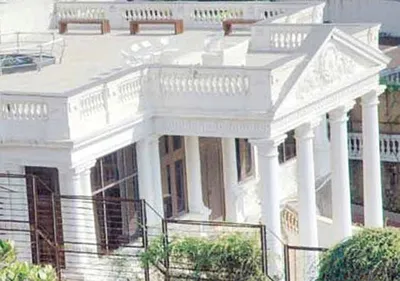 Роскошные дома Шахрукх Кхана приносят ему проблемы с властями | Любимый  Болливуд | Дзен