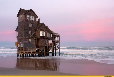 Современный дом на берегу океана | 10 фото