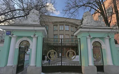 Ночью россияне повредили Дом ученых в Одессе, который является  архитектурным памятником | Журнал Большого Города