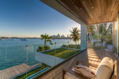 Потрясающий дизайн пляжного дома в Майами