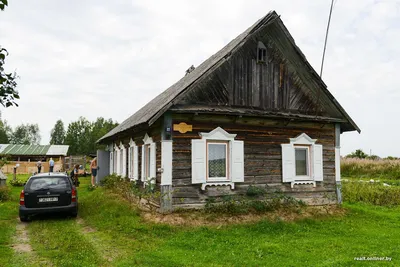 Деревянный дом в Русской деревне Stock Photo | Adobe Stock