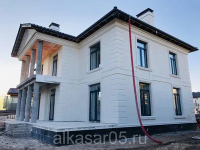 Фасад дома из облицовочного кирпича – HD фото дома в светлых тонах