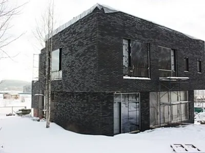 Одноэтажный дом с плоской кровлей в стиле минимализм | Клинкерный кирпич  Skriabin Ceramics - YouTube
