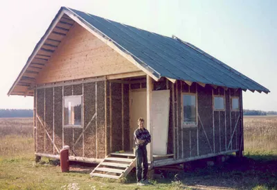 Как белорус построил дом из песка и глины за тысячу долларов и остался в  нем зимовать